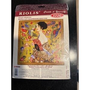 RIOLIS Cross Stitch Kit 1226 Lady with a Fan Klimt Inspired Art 35x35cm